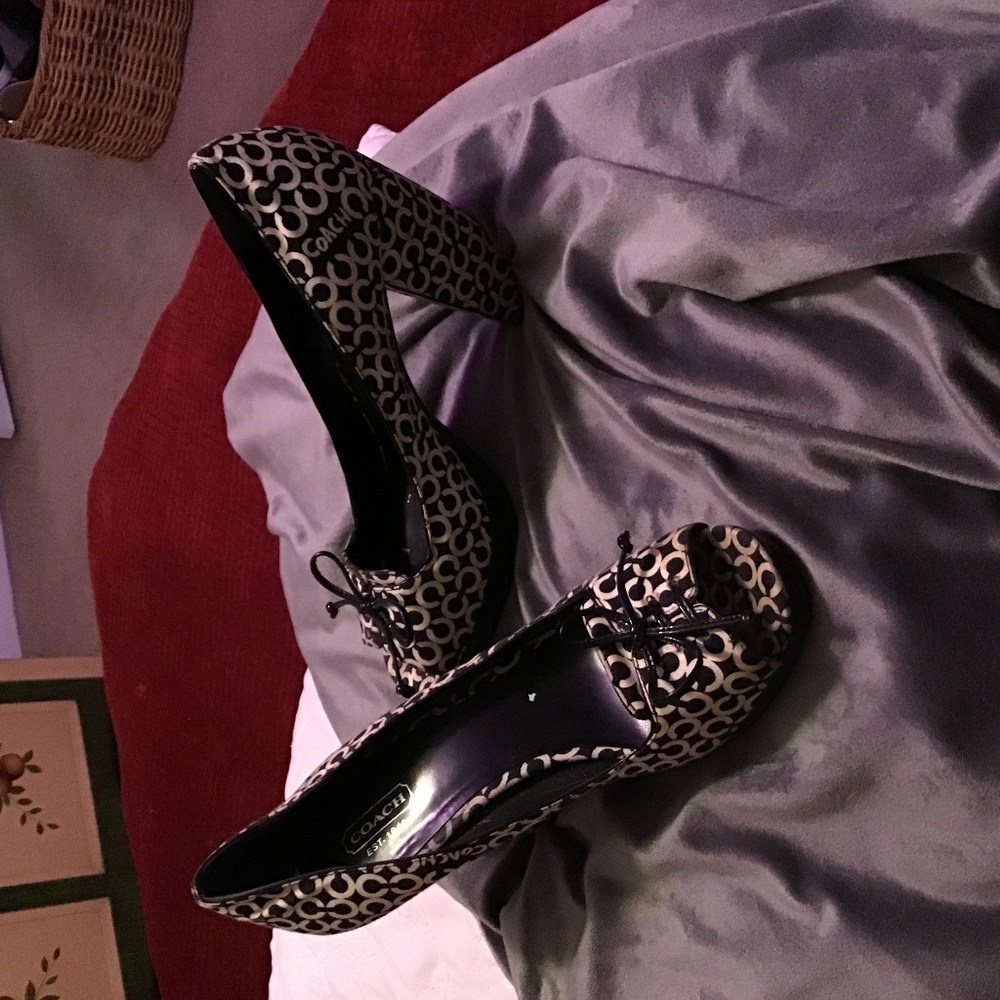Coach heels 👠